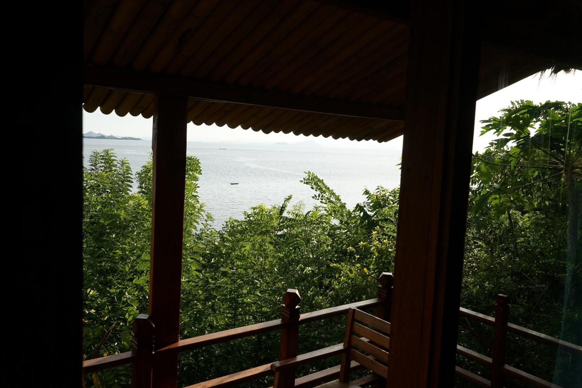 Waecicu Eden Beach Hotel Labuan Bajo Habitación foto